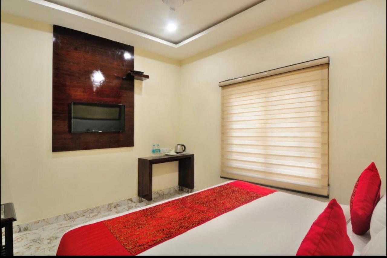 Oak Plaza New Delhi- Homely Atmosphere Exterior foto